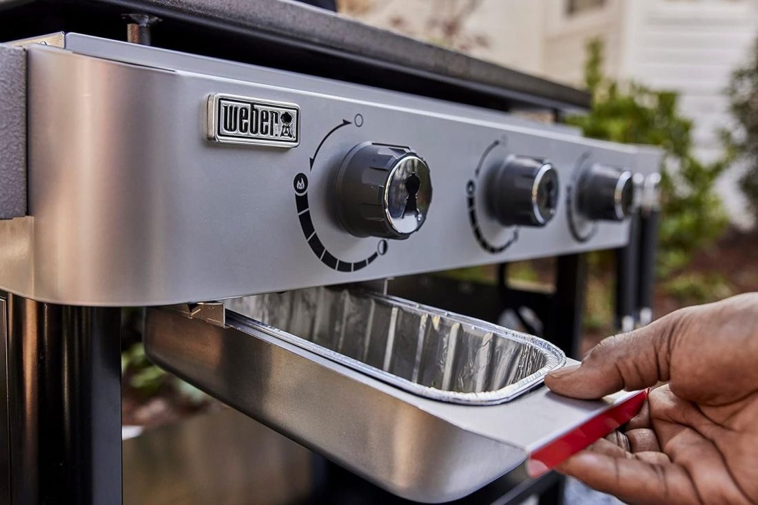 Cook Like a Pro with This High-Performance Outdoor Griddle – Weber 28′′ Gas Griddle, 3 Burner for Patio BBQ Perfection - Image 8