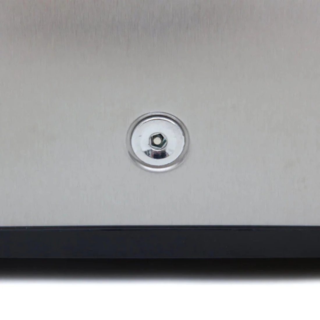 Whynter 3.0 cu. ft. Energy Star Upright Freezer with Lock - Black - Image 6