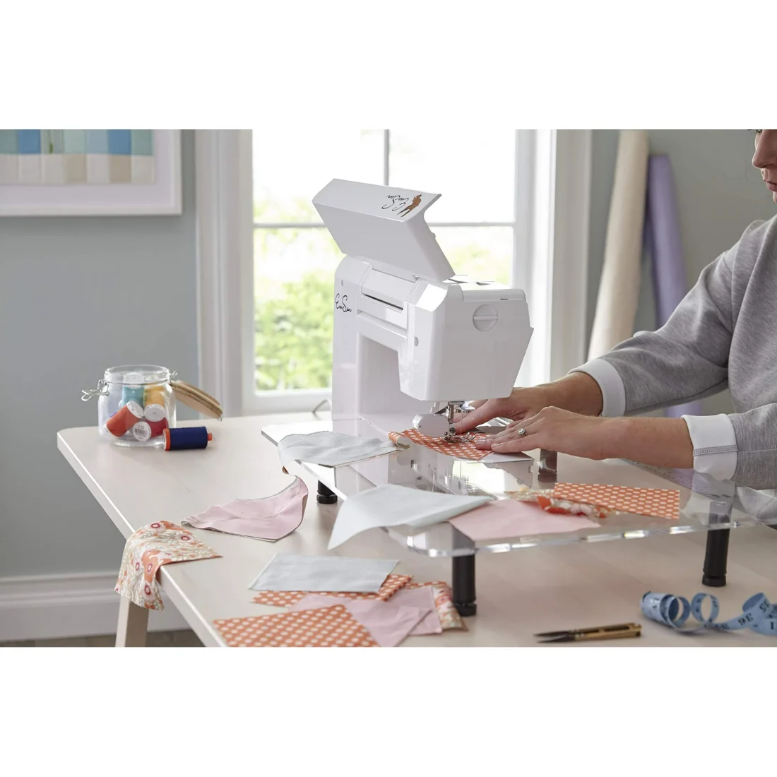 EverSewn Sparrow QE – Professional Sewing and Quilting Machine, White - Image 2