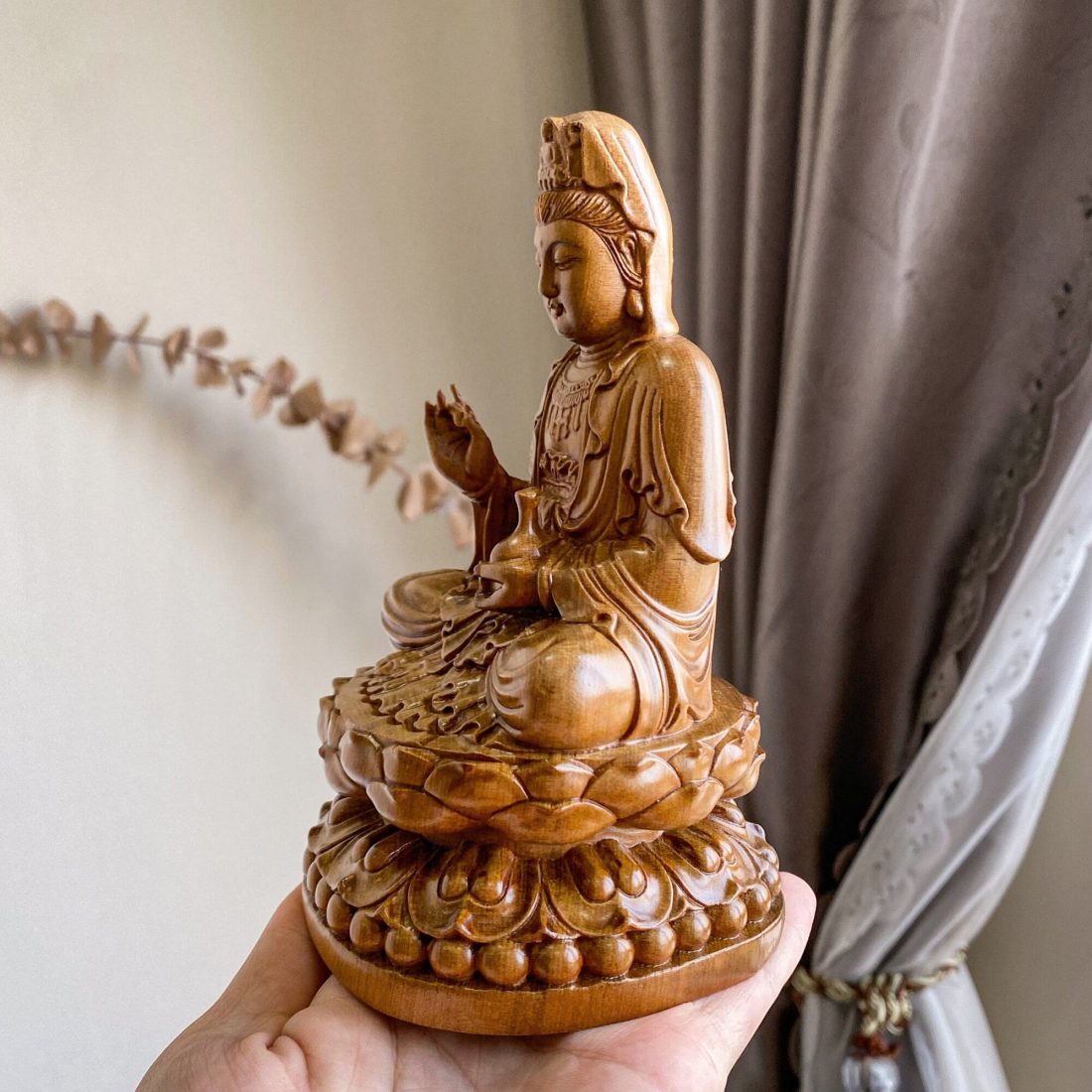 Wooden Sitting Guan Yin Buddha Statue - Image 3
